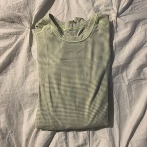 Lululemon Long Sleeve Swiftly